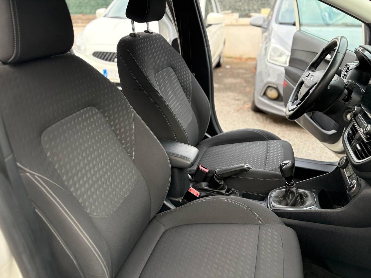 Ford Fiesta 1.0 Ecoboost Hybrid 125 CV 5 porte ST-Line