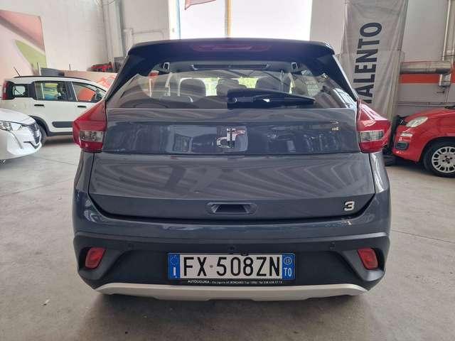 DR Automobiles DR3
