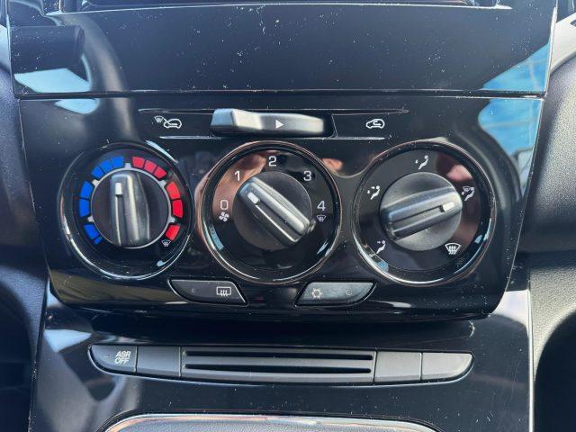 LANCIA Ypsilon 1.2 69 CV 5 P ELEFANTINO *NEOPATENTATI*