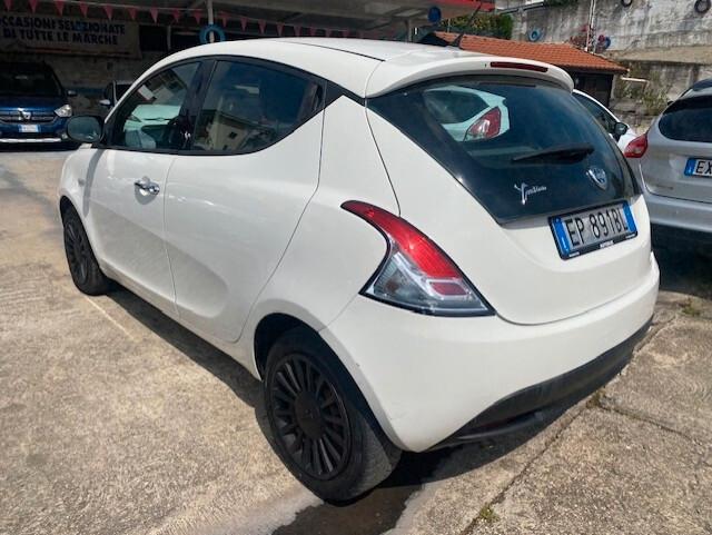 Lancia Ypsilon 1.3 MJT 16V 95 CV 5 porte S&S Silver