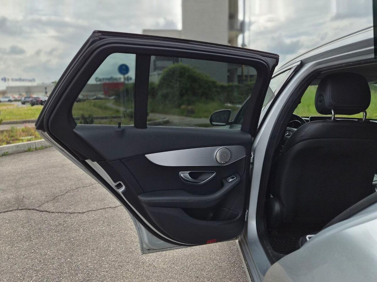 Mercedes Classe C 220 d Exclusive 4matic auto 9m