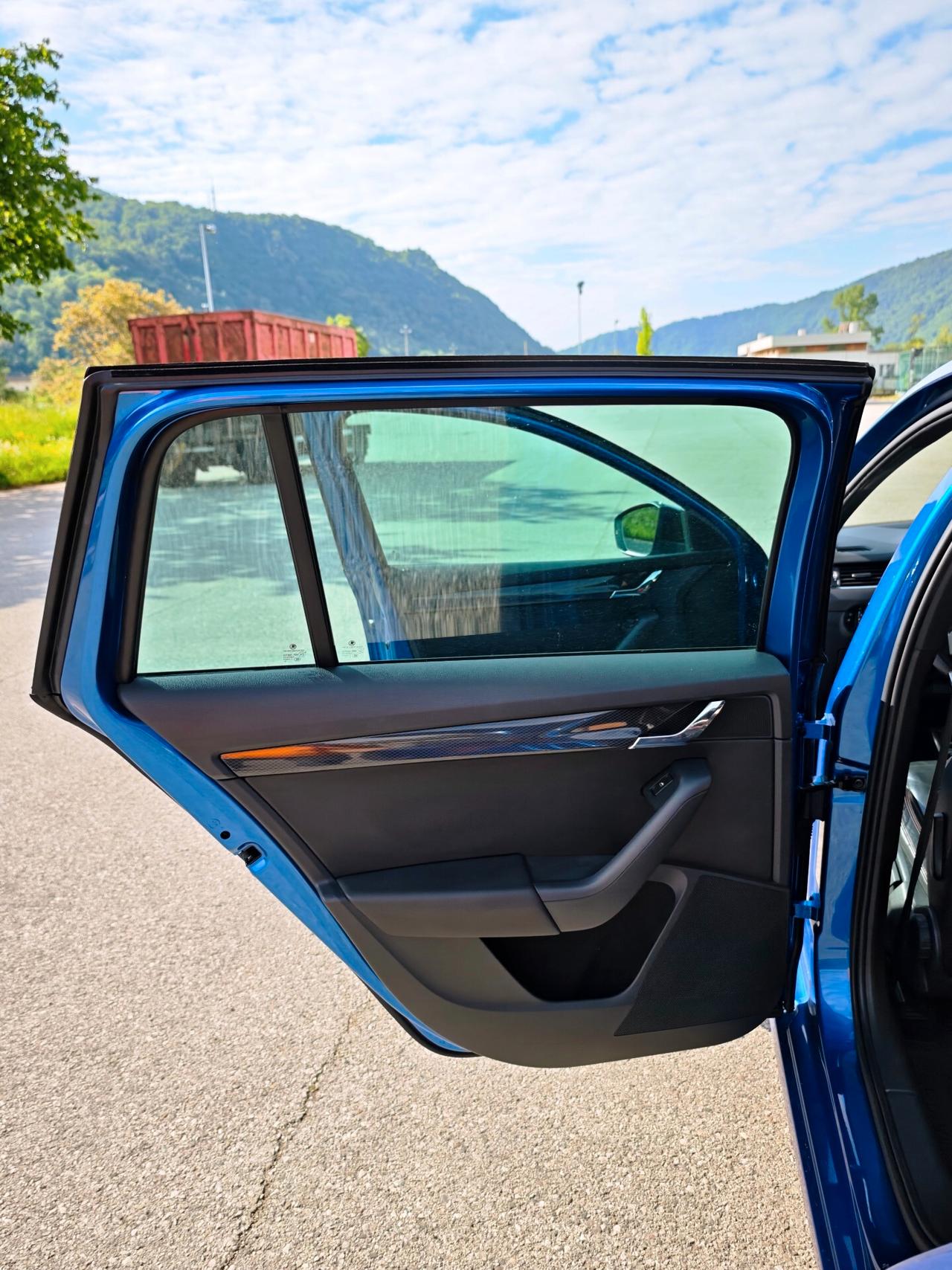 Skoda Octavia 2.0 TDI DSG Wagon RS