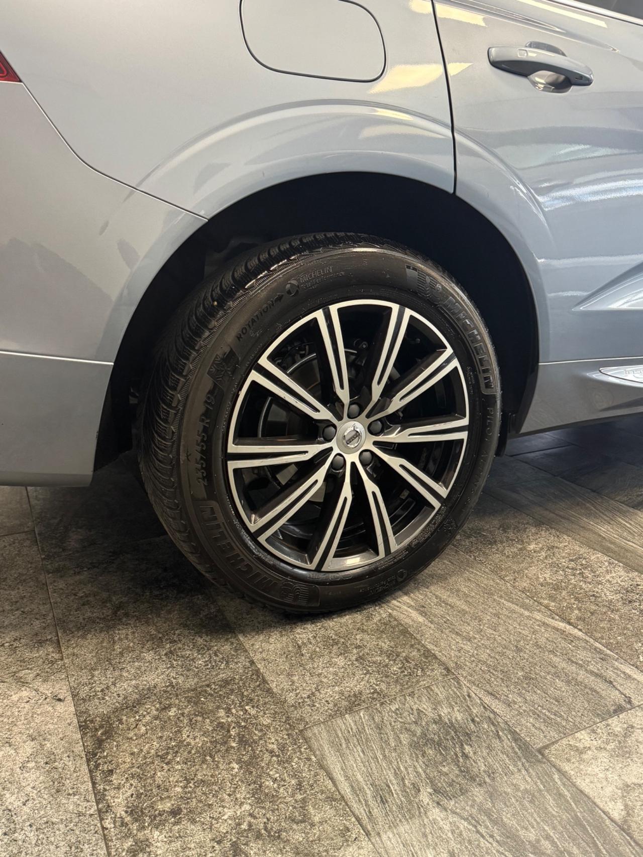 VOLVO XC60 2.0 190 CV AWD TETTO IVA ESPOSTA