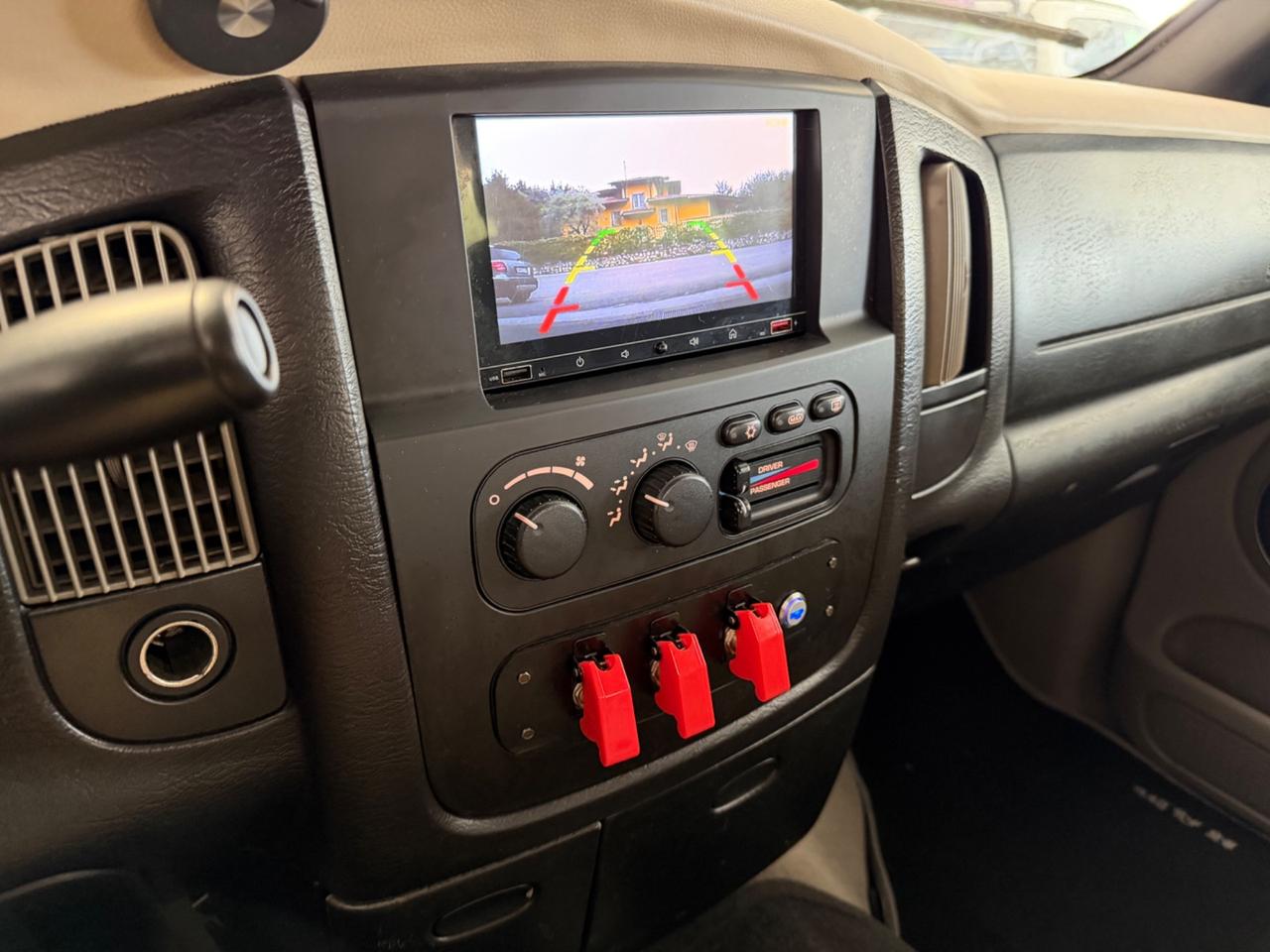 Dodge RAM 1500 V8 5.9 MAGNUM 250cv VerniceRaptor