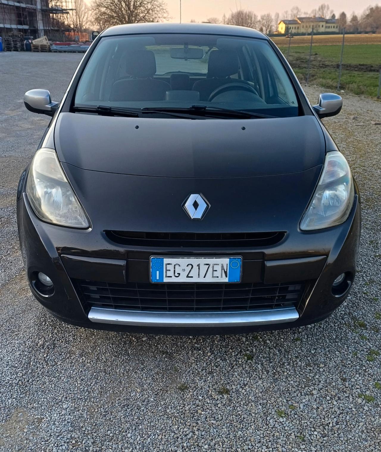 Renault Clio 1.2 16V 5 porte Dynamique