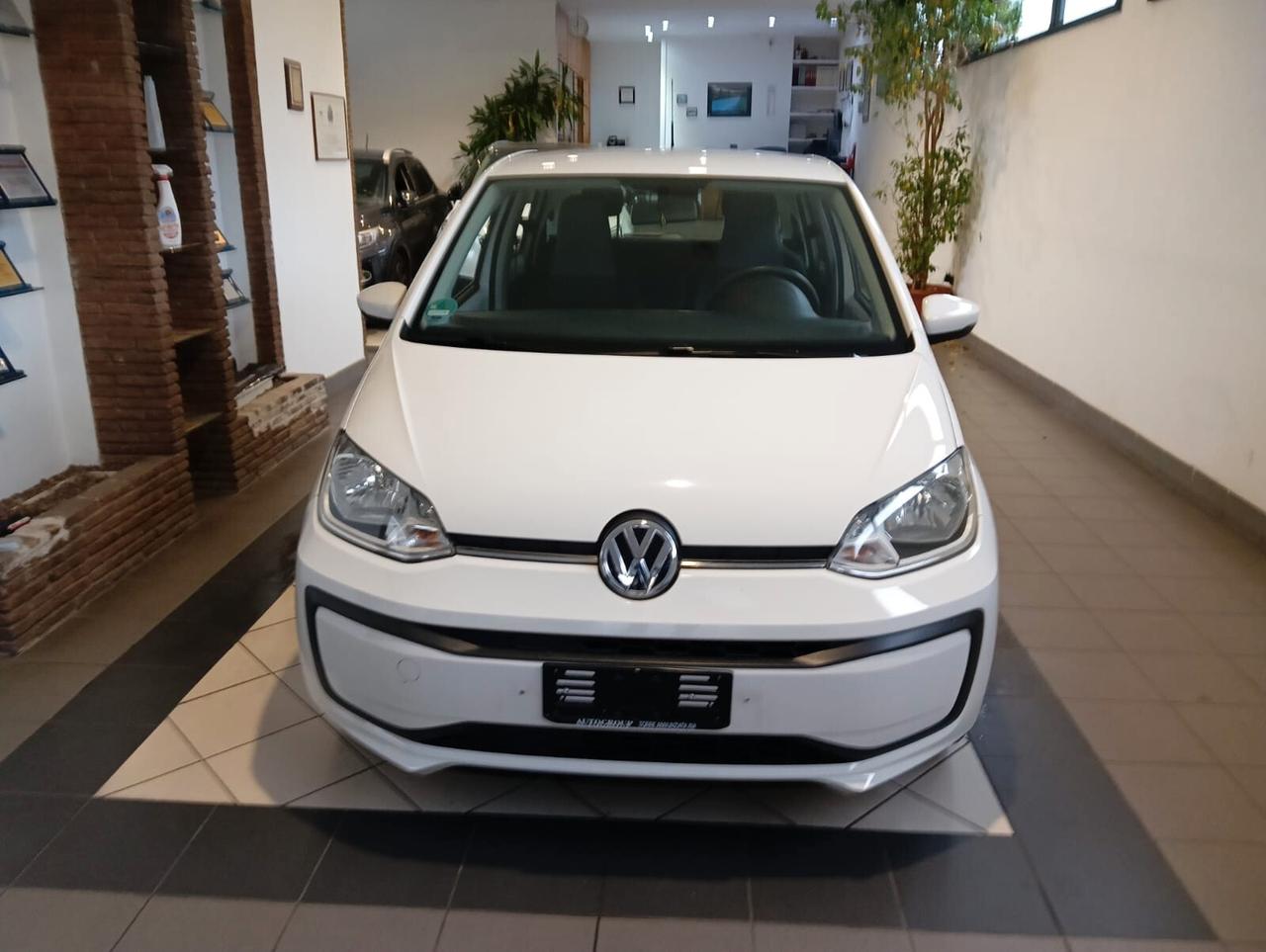 Volkswagen up! 1.0 5p. move