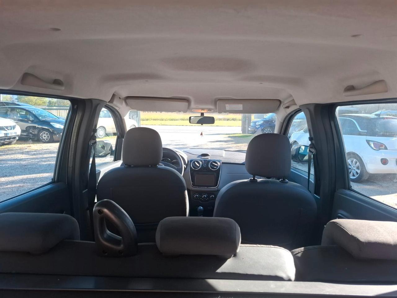 Dacia Lodgy 1.6 8V 85CV 5 posti Lauréate (60Kw)