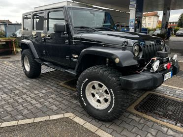 JEEP Wrangler Unlimited 3.8 Sahara Auto solo 110.000 km con G.di Traino