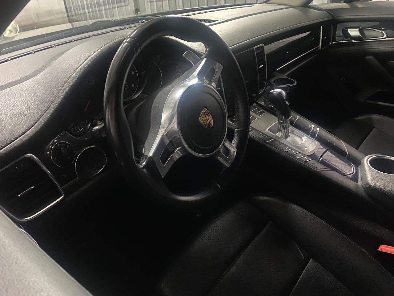 Porsche Panamera 3.0 Diesel Platinum Edition FULL