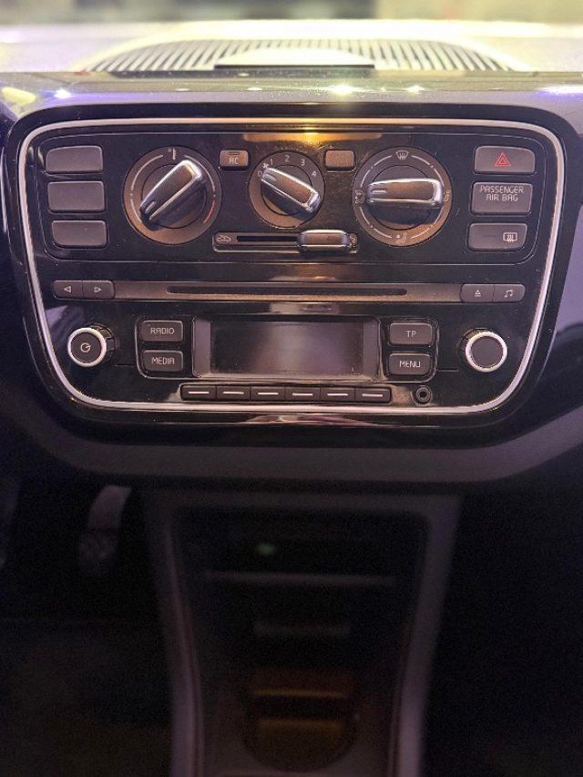 VOLKSWAGEN up! 1.0 75 CV 3 porte high up!