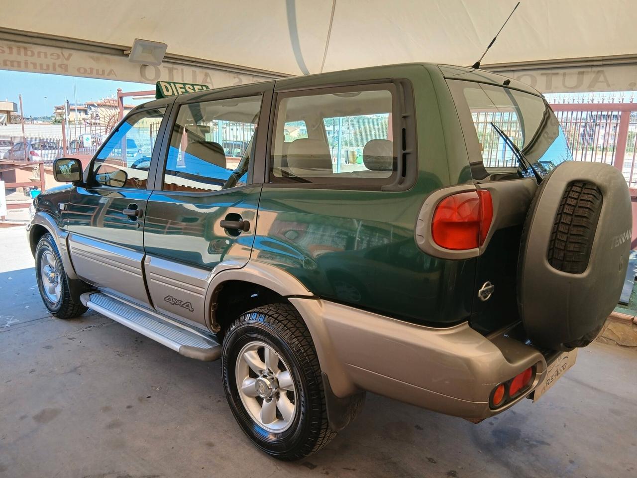 Nissan Terrano II 2.7 Tdi 4x4 full 7posti sw 00