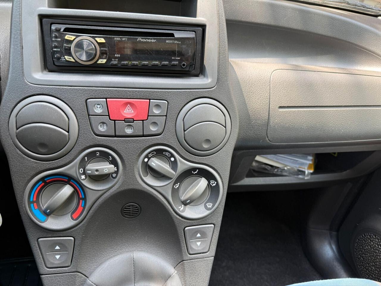 Fiat Panda 1.2 Dynamic neo-pat