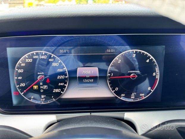 Mercedes-benz E 220 d coupe' Auto Premium plus Amg