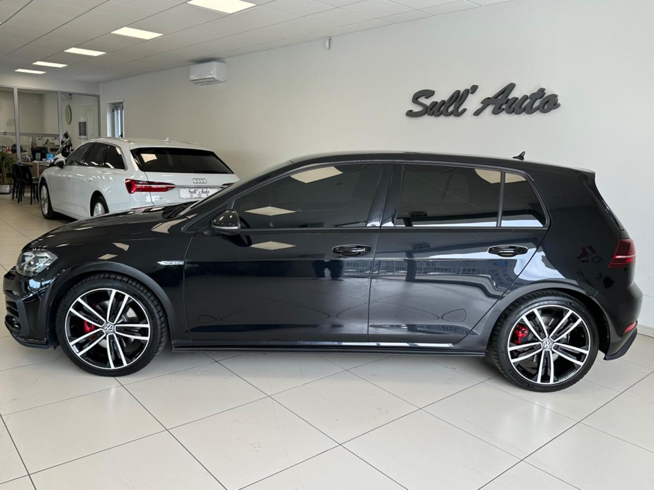 Volkswagen Golf GTD 2.0 TDI DSG 5p. BlueM - 2018