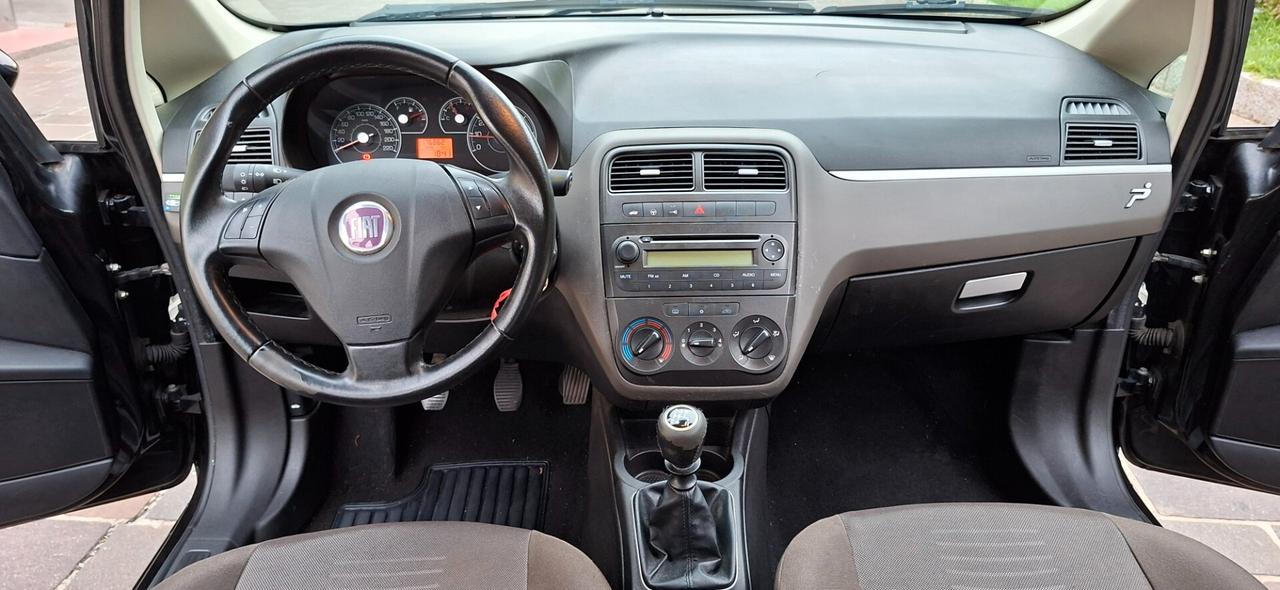 GRANDE PUNTO 1.4 GPL IDEALE X NEOPATENTATI