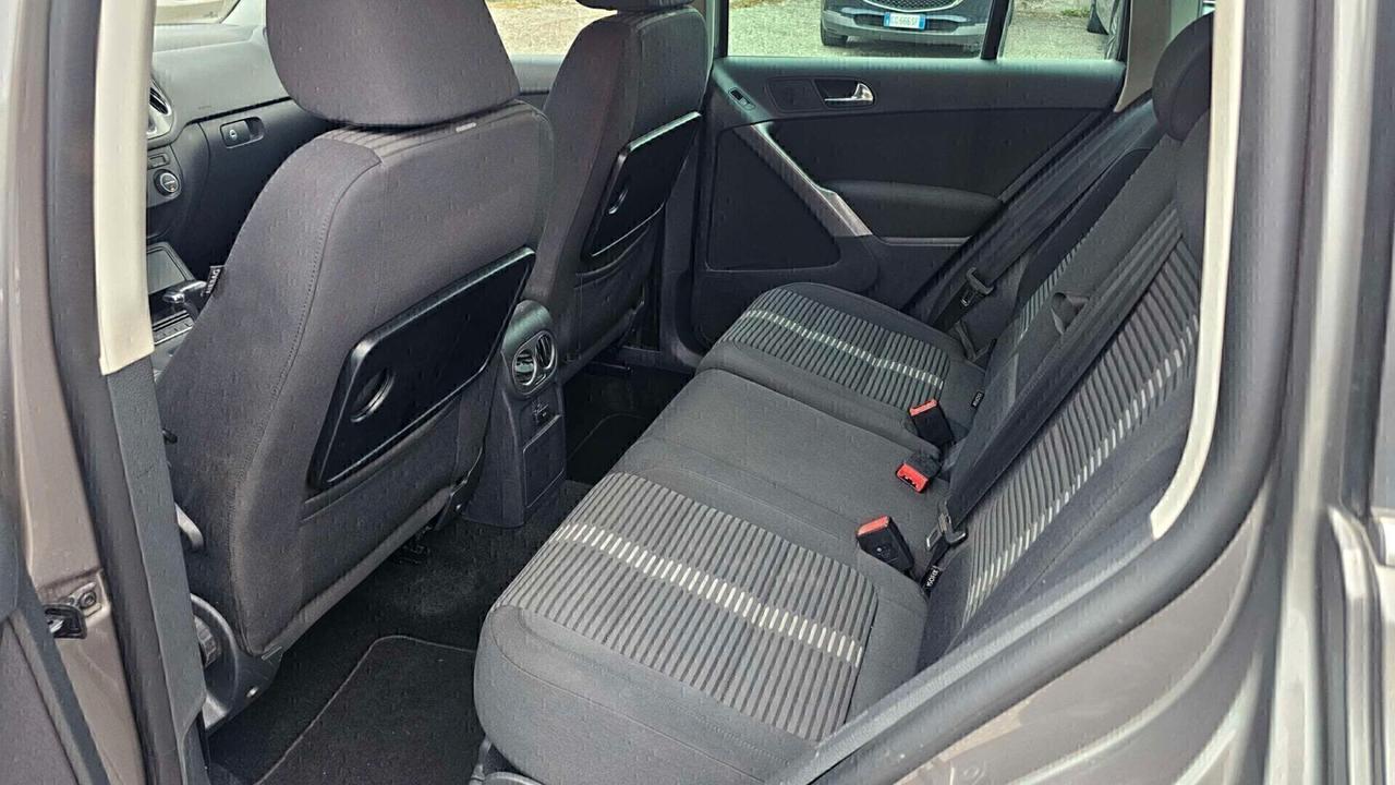 Volkswagen Tiguan 2.0 TDI DPF 4MOTION DSG Sport & Style