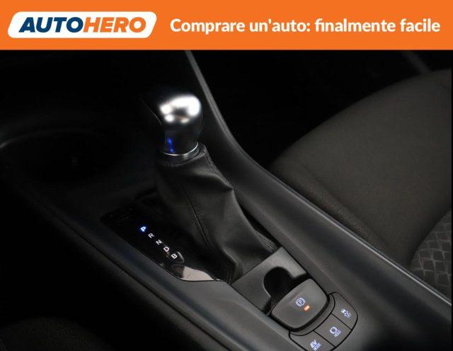 TOYOTA C-HR 1.8 Hybrid E-CVT Business
