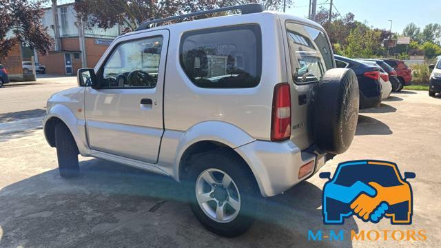 SUZUKI Jimny 1.3i 16V cat 4WD JLX
