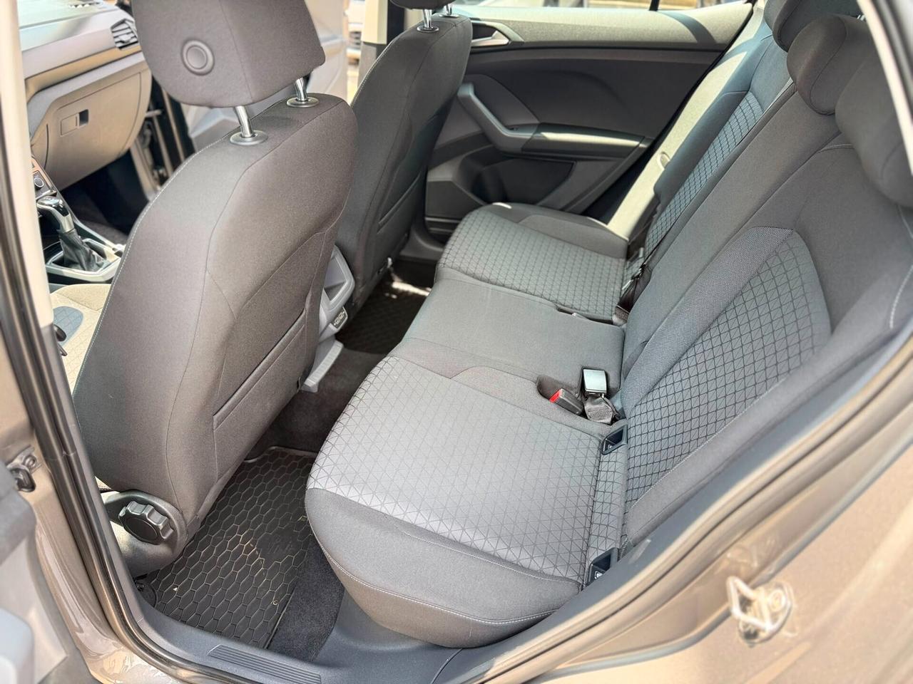 Volkswagen T-Cross 1.6 TDI DSG SCR Style BMT