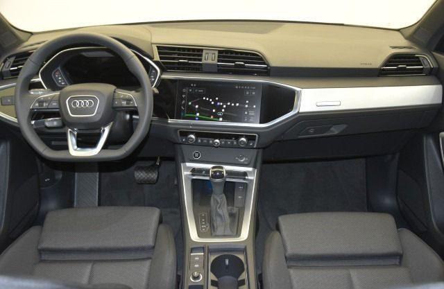 AUDI Q3 35 TDI S tronic Business Advanced