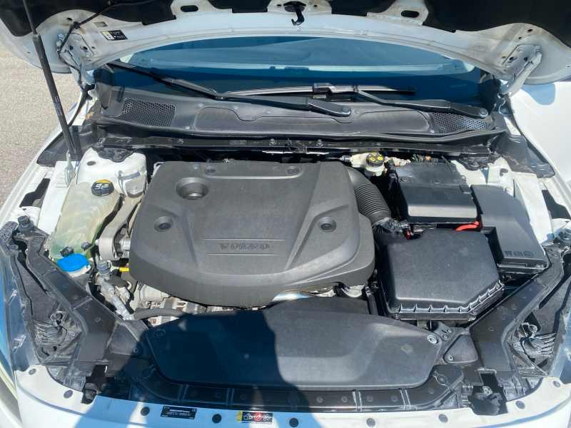 VOLVO V40 Cross Country 2.0 d2 BuS. PLuS GearTr.