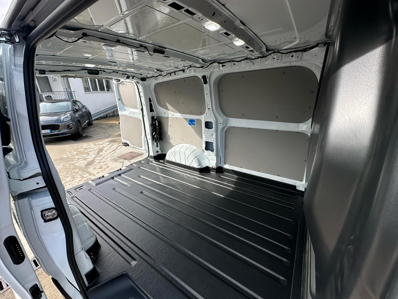 FORD TRANSIT CUSTOM VAN TREND 2.0 ECOBLUE 136CV