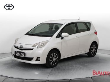Toyota Verso-S Verso-S 1.3 MT