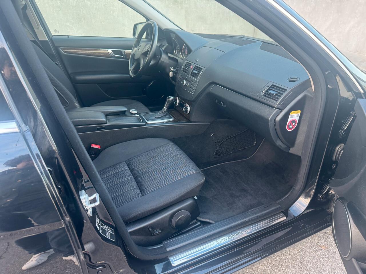 Mercedes-benz C 220 CDI BlueEFFICIENCY Elegance