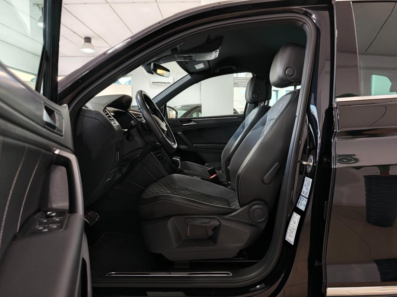 VW Tiguan 2.0 TDI 150cv DSG R-Line 2023
