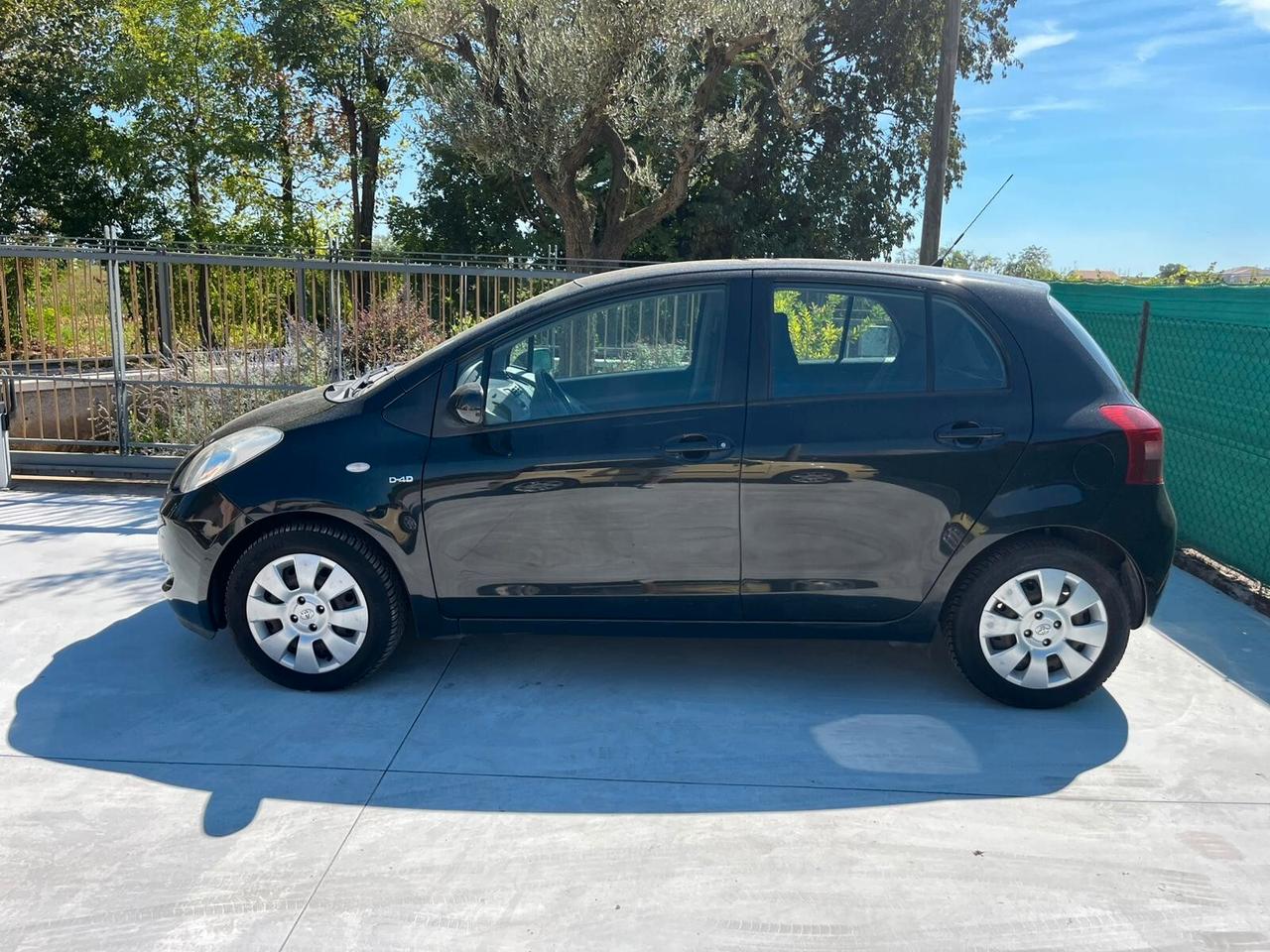 Toyota Yaris 1.4 D-4D 5 porte Sol