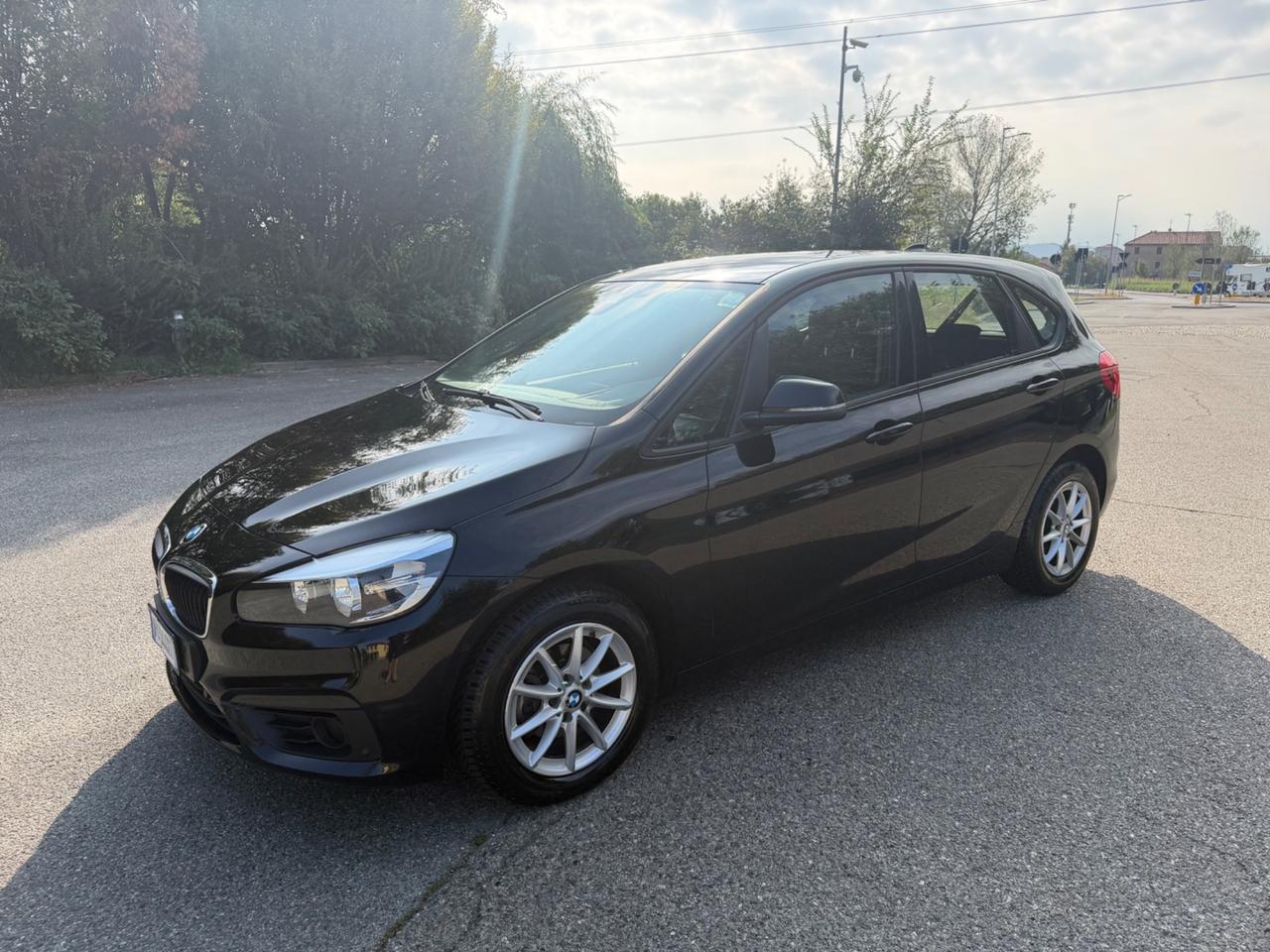 Bmw 2er Active Tourer 214d Advantage