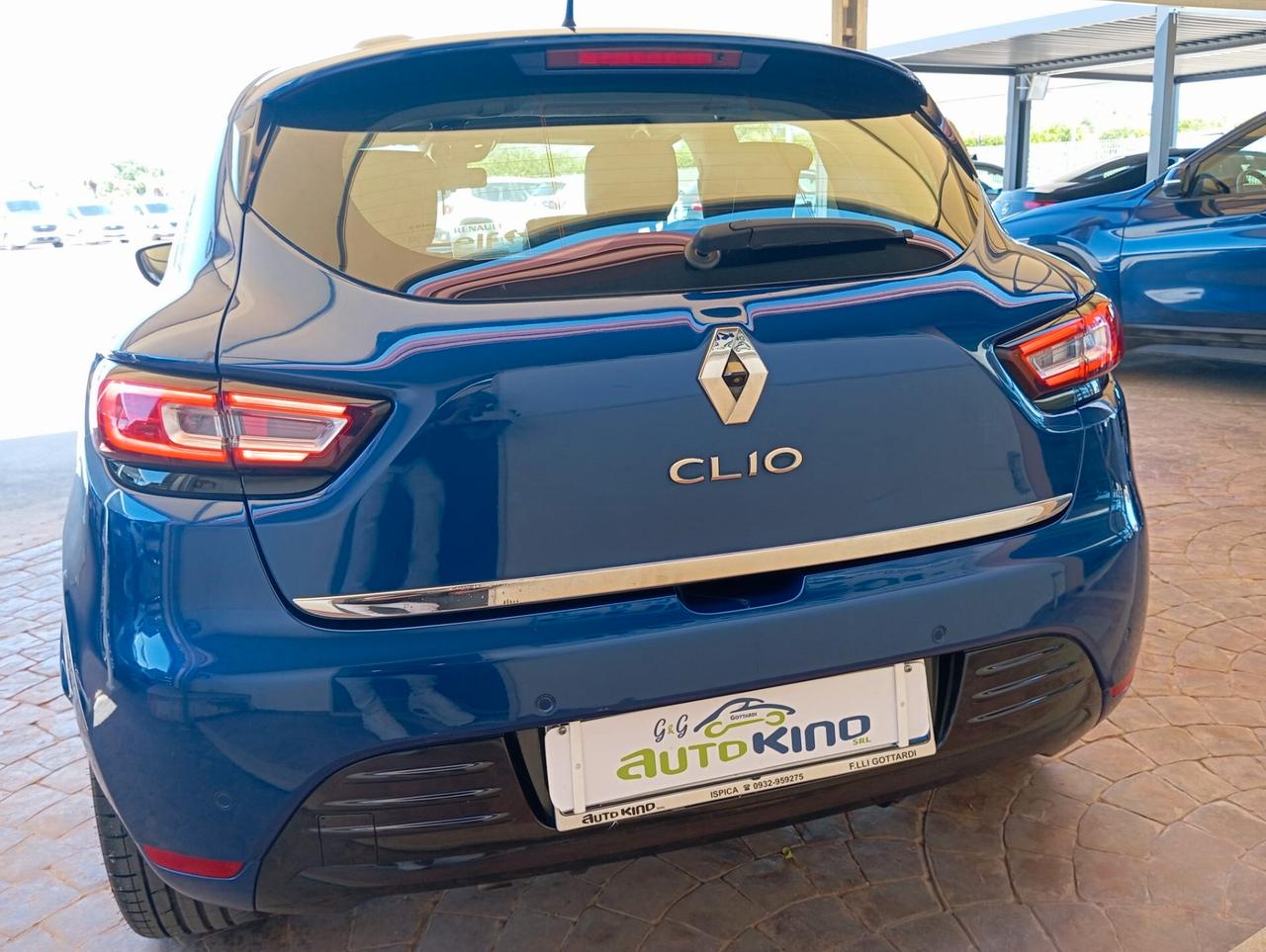 Renault Clio dCi 8V 75 CV 5 porte Moschino Life