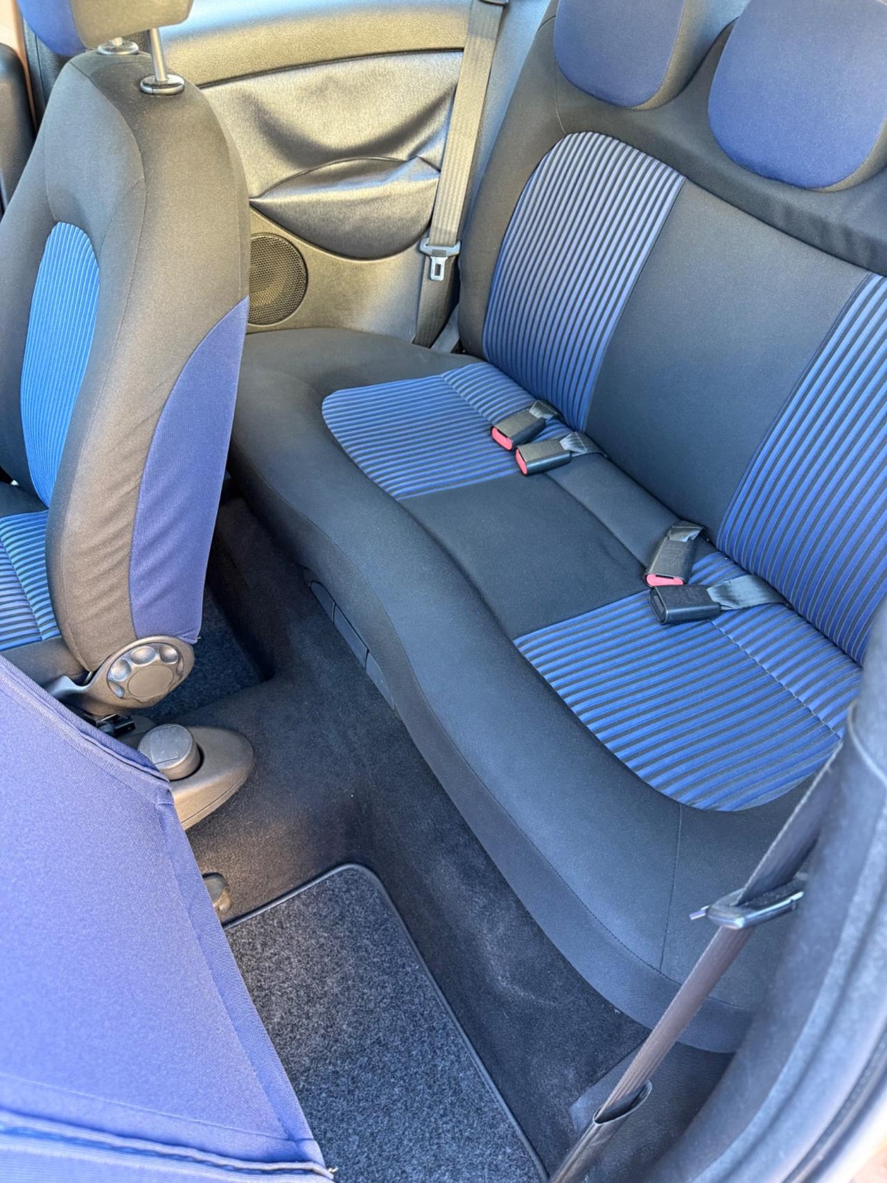 Lancia Ypsilon 1.2 Oro Bianco