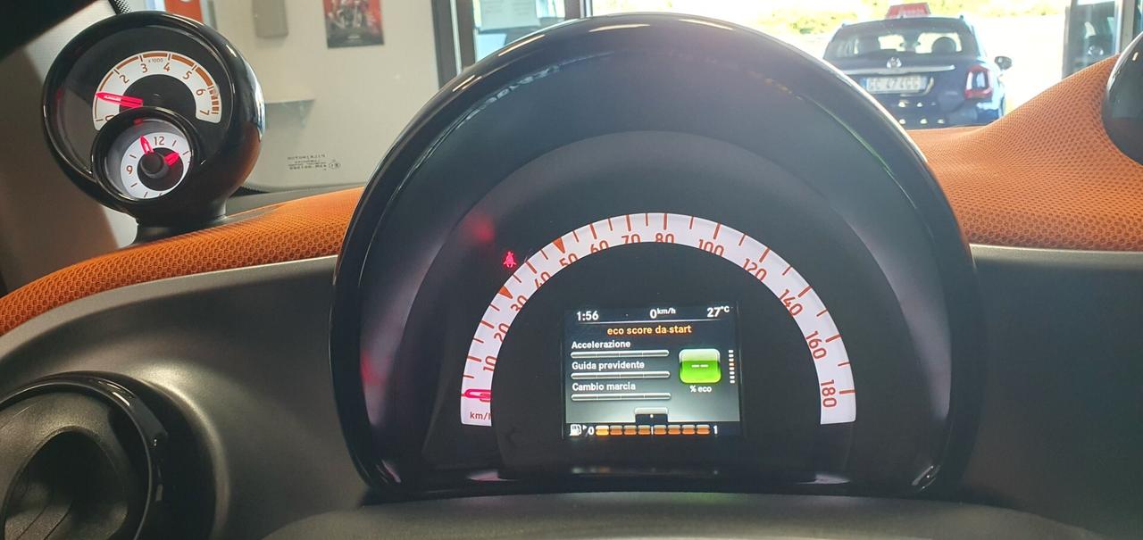 Smart ForTwo 1000 62 kW coupé passion