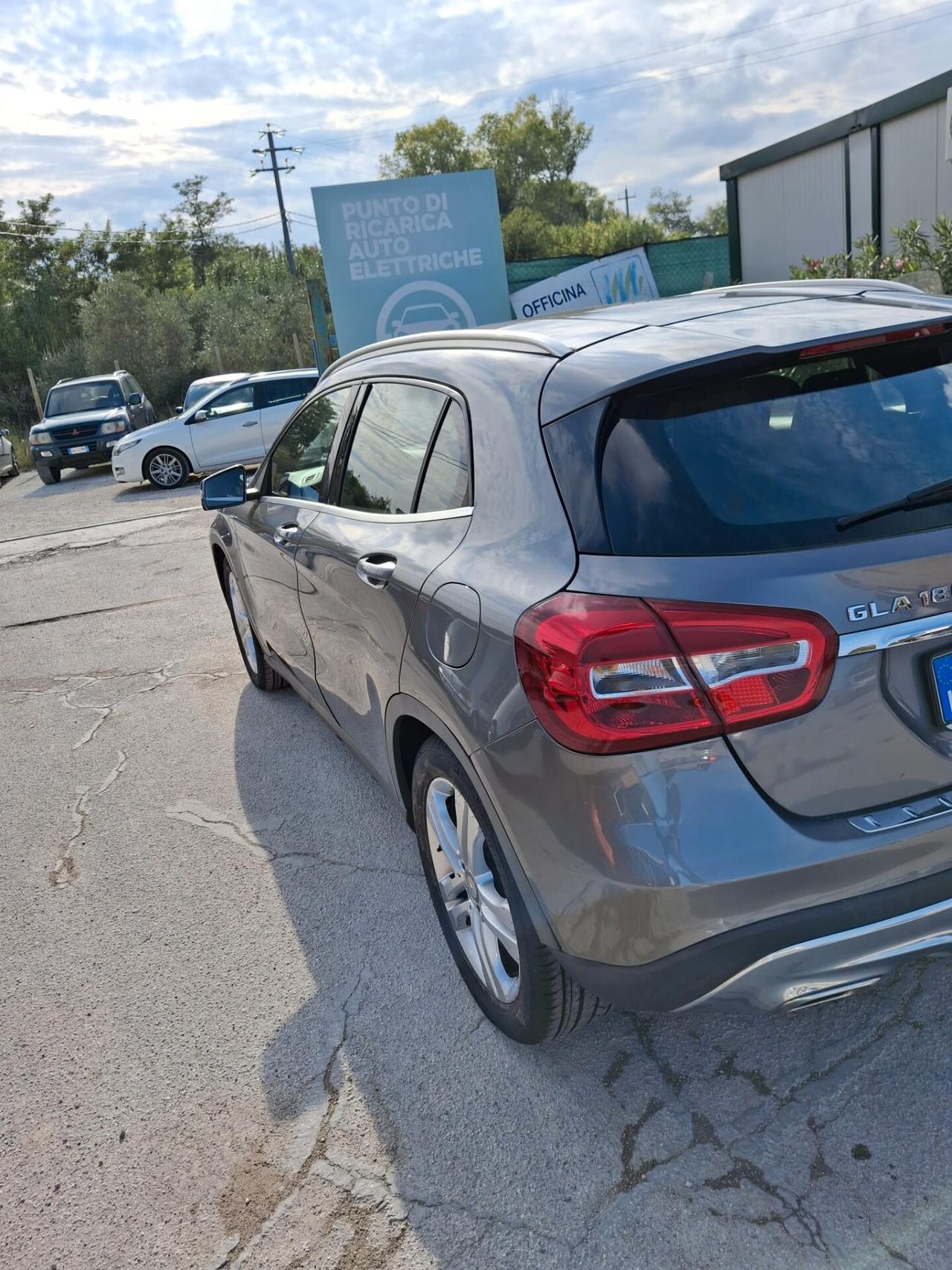 Mercedes-benz GLA 180 GLA 180 d Business