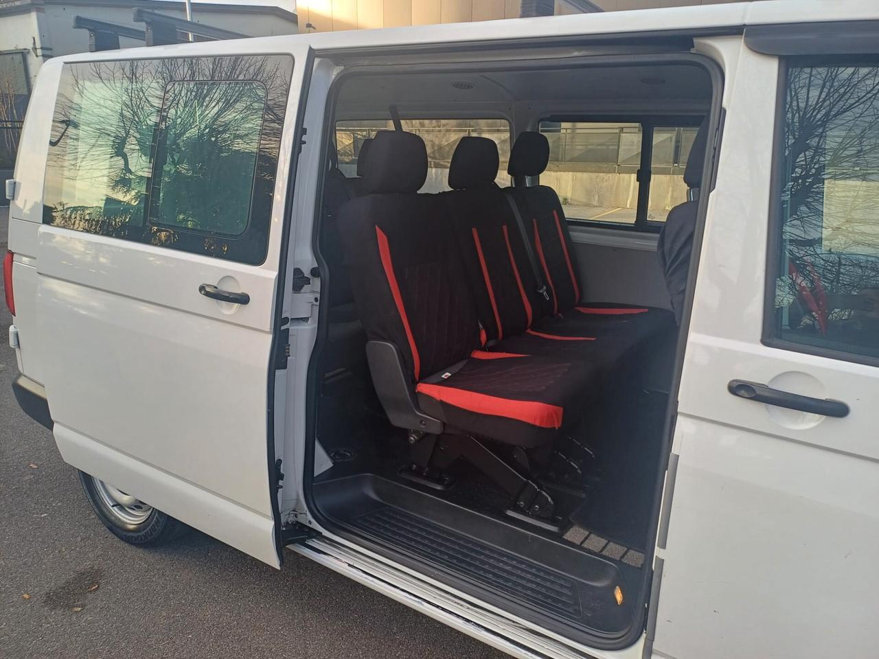 Volkswagen Transporter 2.0 TDI 102CV PC Kombi