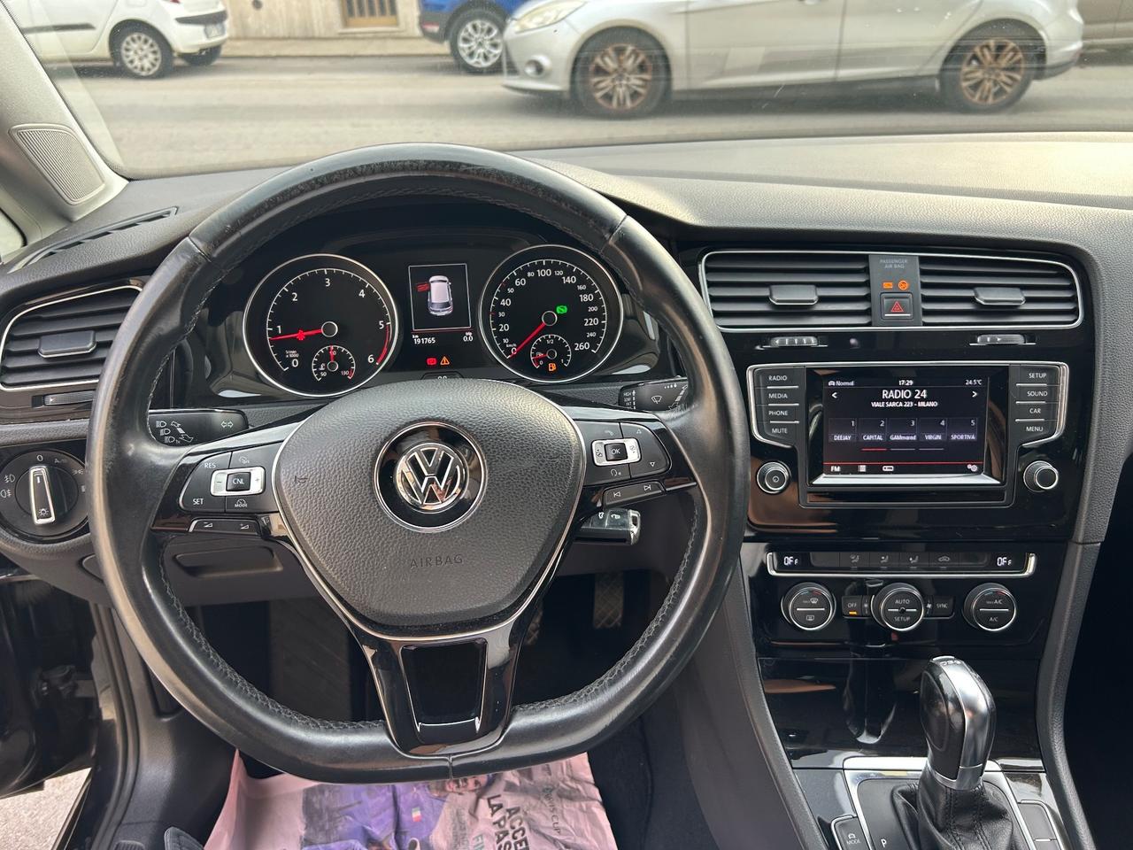 Volkswagen Golf Business 1.6 TDI DSG 5p. Highline BlueMotion Technology