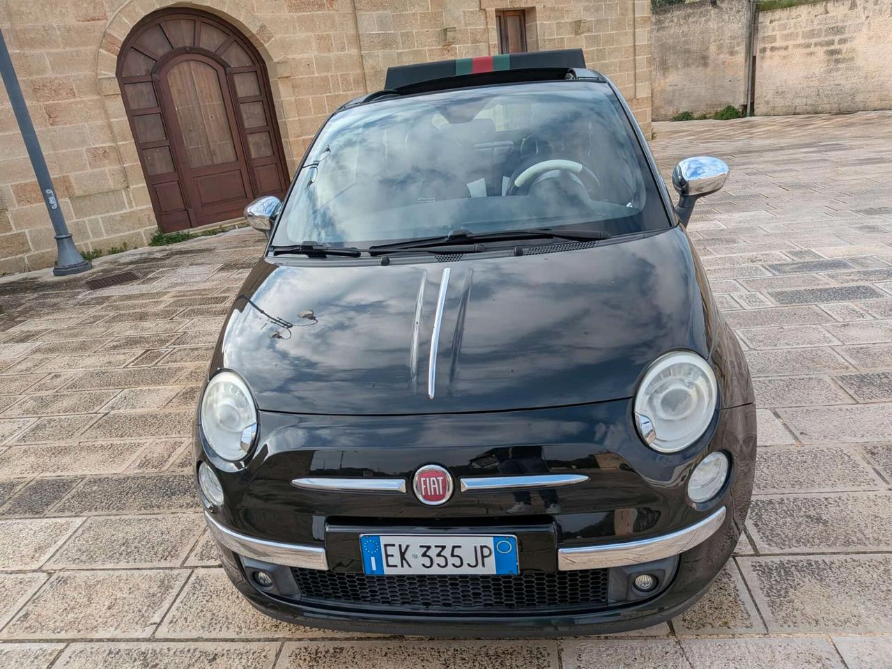 Fiat 500 CABRIO BY GUCCI