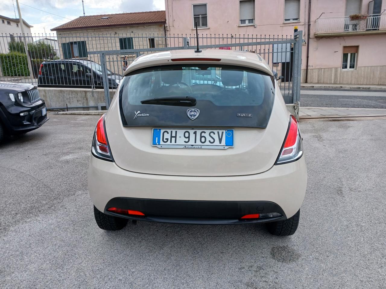 Lancia Ypsilon 1.0 BENZINA HYBRID 2022