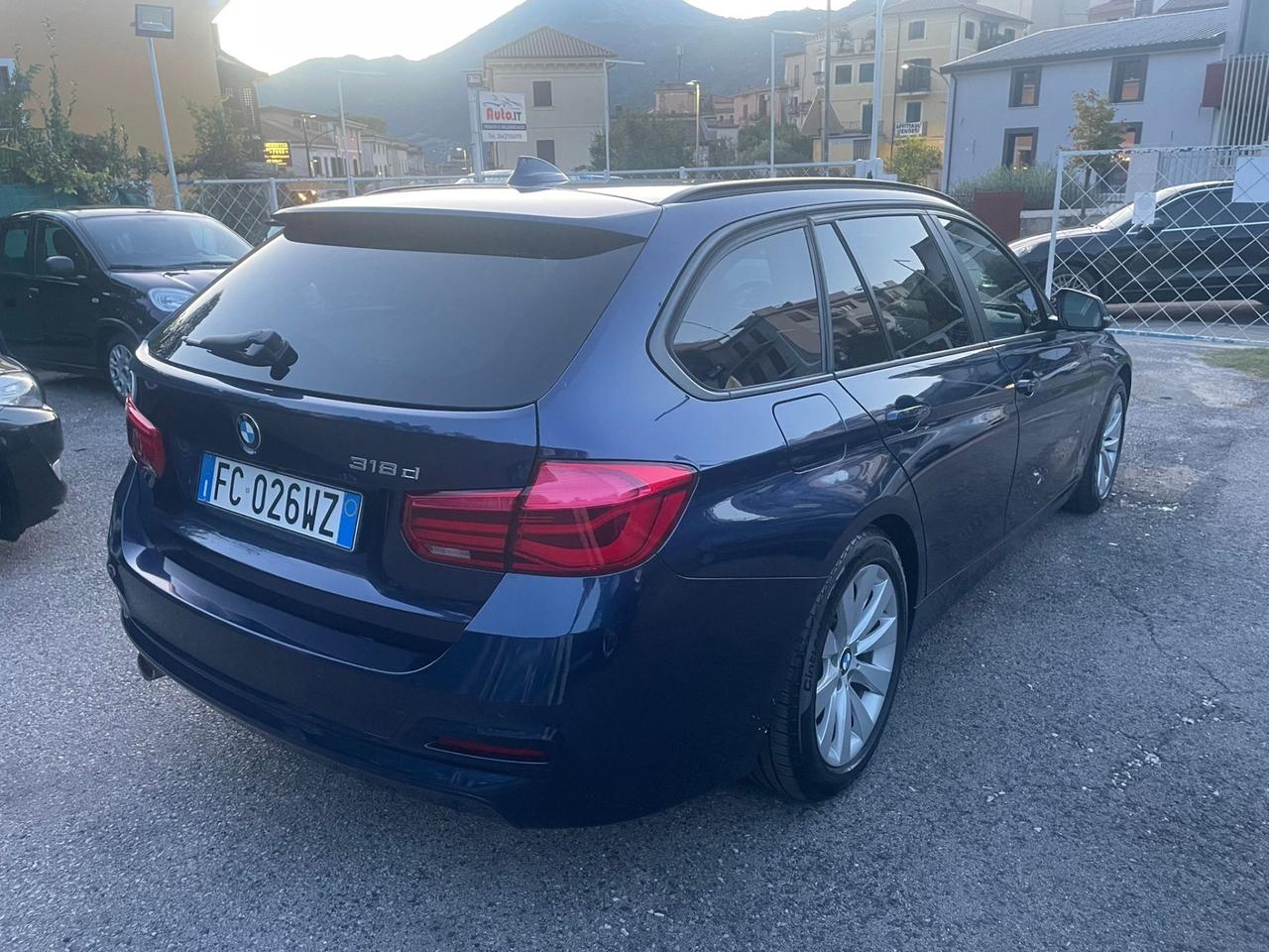 Bmw 318 318d Touring Business Advantage aut.