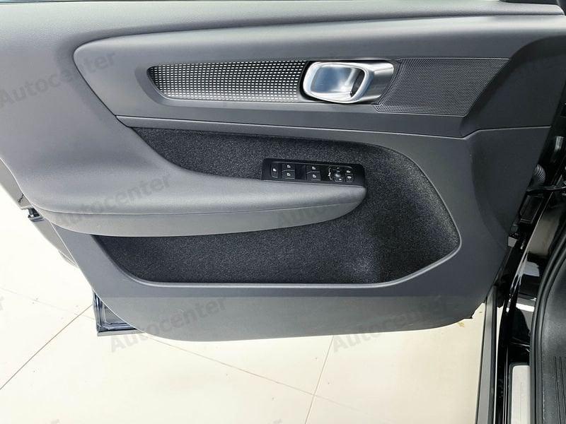 Volvo XC40 XC40 B4 197CV AWD AUT R DESIGN