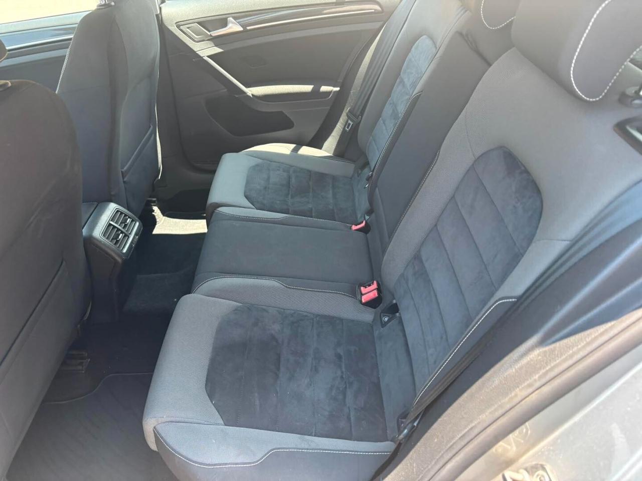 Volkswagen Golf Business 1.6 TDI 5p. Highline BlueMotion Technology