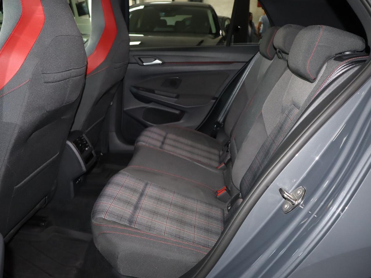 Volkswagen Golf GTI Ultimate 2.0 TSI GTI #10385