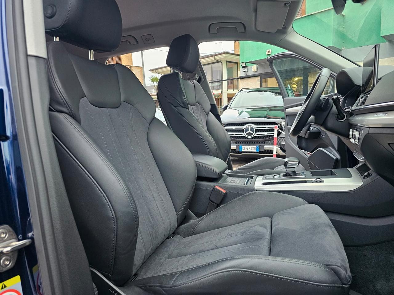 Audi Q5 40 TFSI quattro S tronic Identity Black 2.0 204 CV