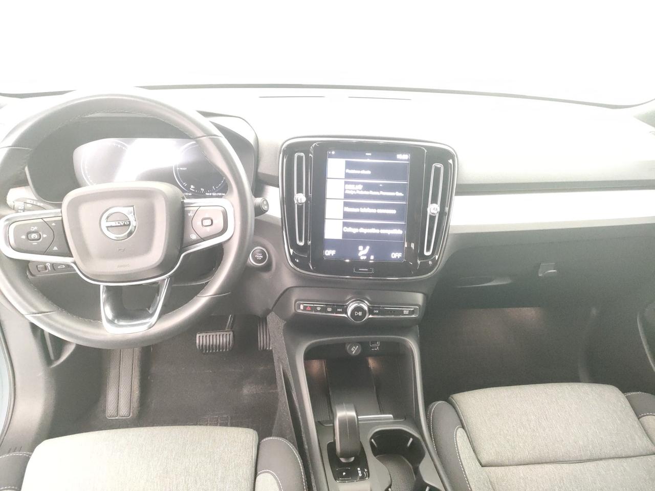 VOLVO XC40 2023 - XC40 1.5 t4 recharge phev Core auto
