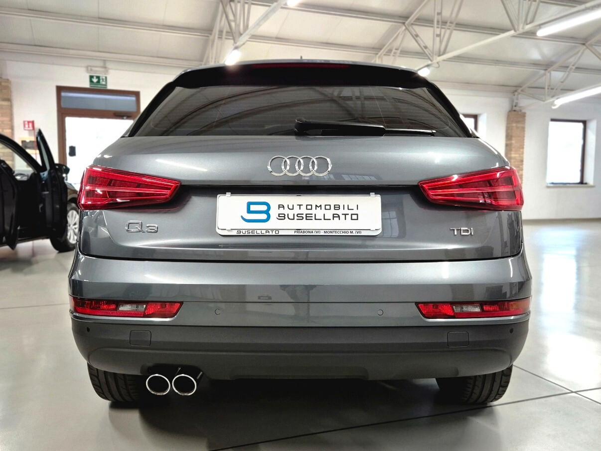 Audi Q3 2.0 TDI 120 CV Business