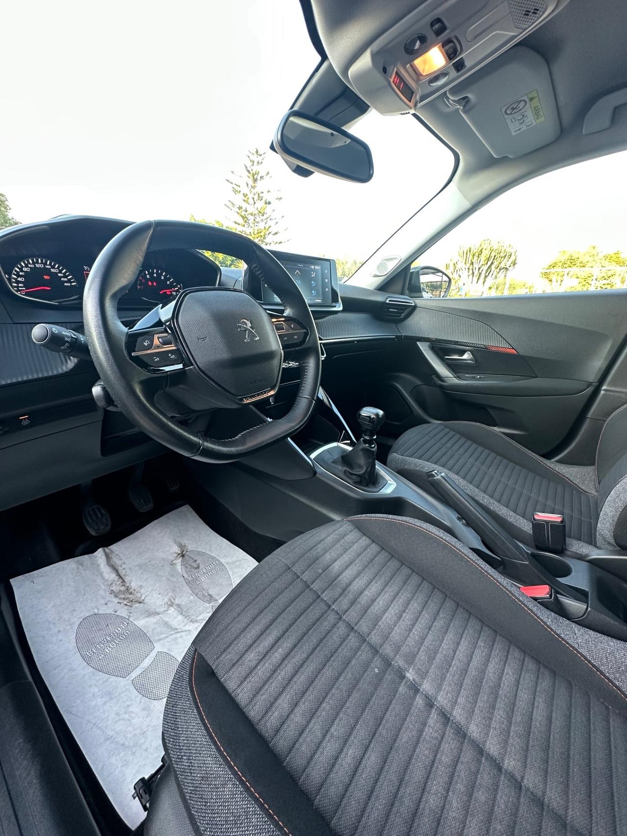 Peugeot 2008 BlueHDi 110 S&S Allure Pack