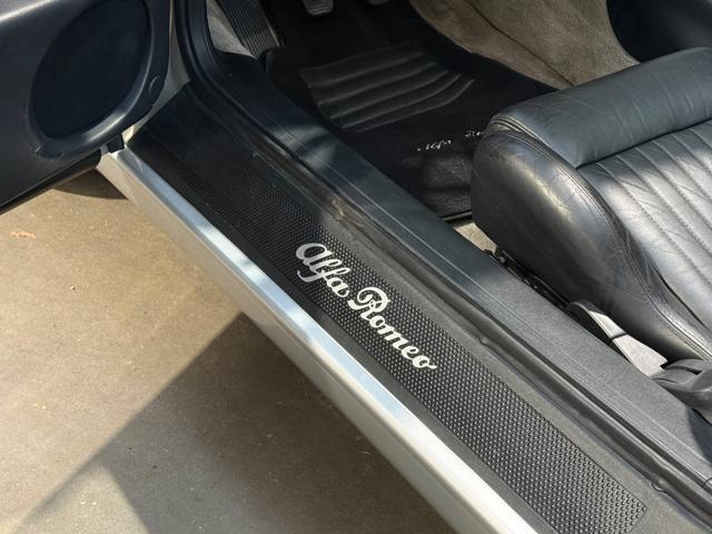 ALFA ROMEO Spider 2.0i 16V Twin Spark cat L