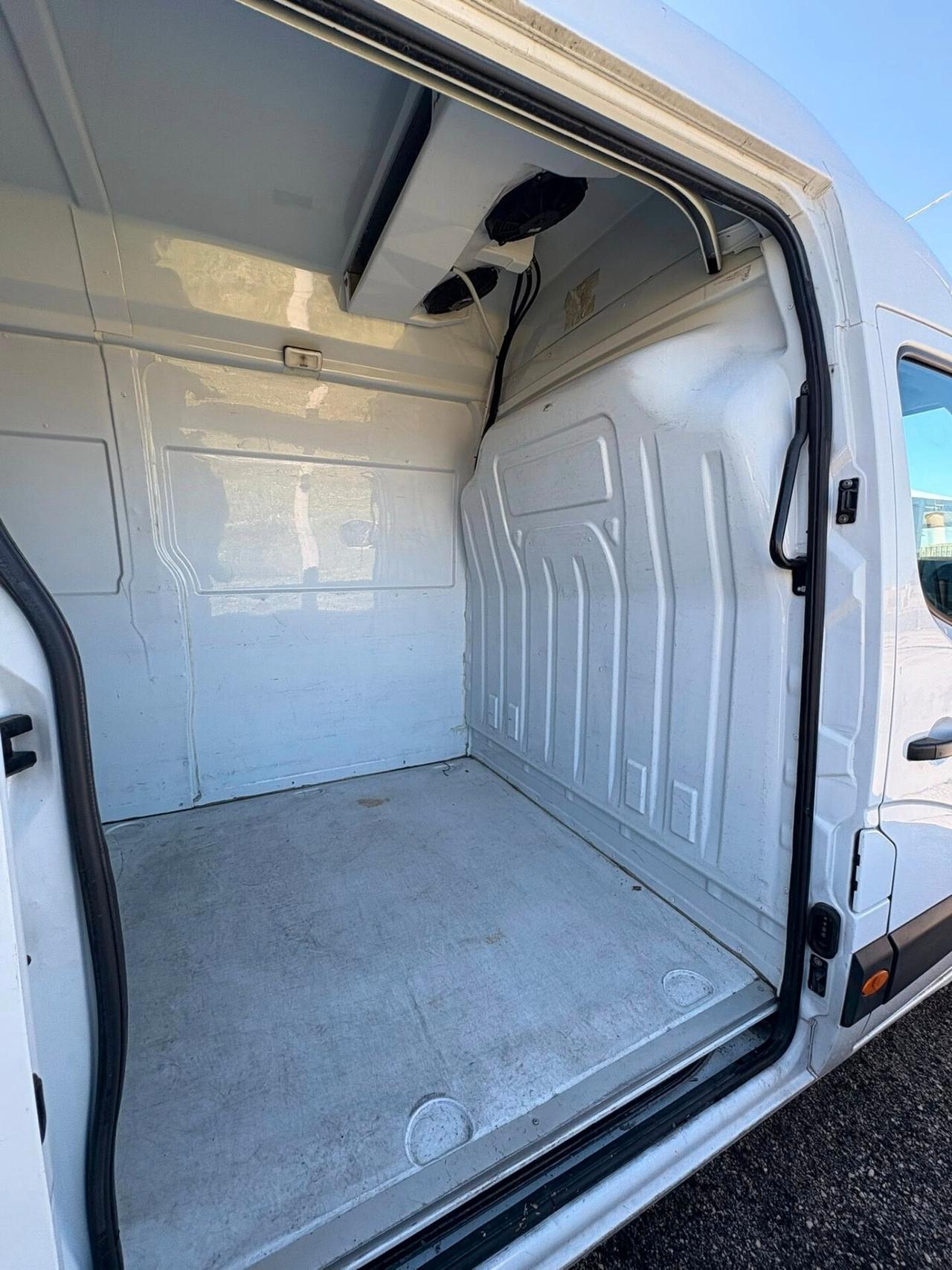 Renault Master 2.3cc 150cv PL-TA FRIGO