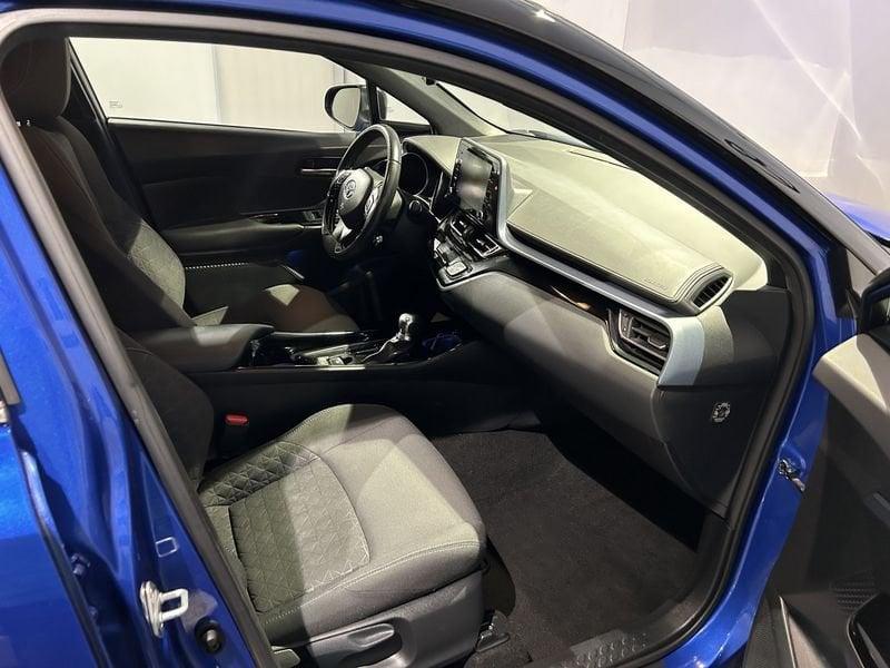 Toyota C-HR 2.0 Hybrid E-CVT Trend "Bi-Tone Nebula Blue Met & Black" AREA C FREE
